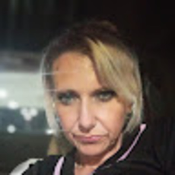 Meet your Posher, Dorothy - Picture 1 of 1